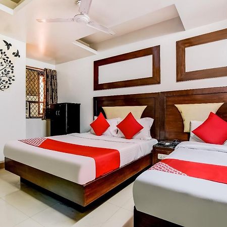 Oyo 7781 Hotel Sai International Nueva Delhi Exterior foto