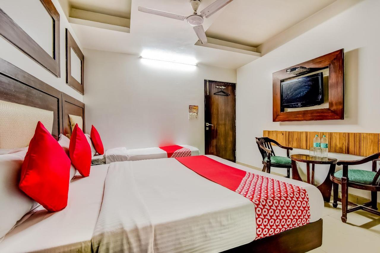 Oyo 7781 Hotel Sai International Nueva Delhi Exterior foto