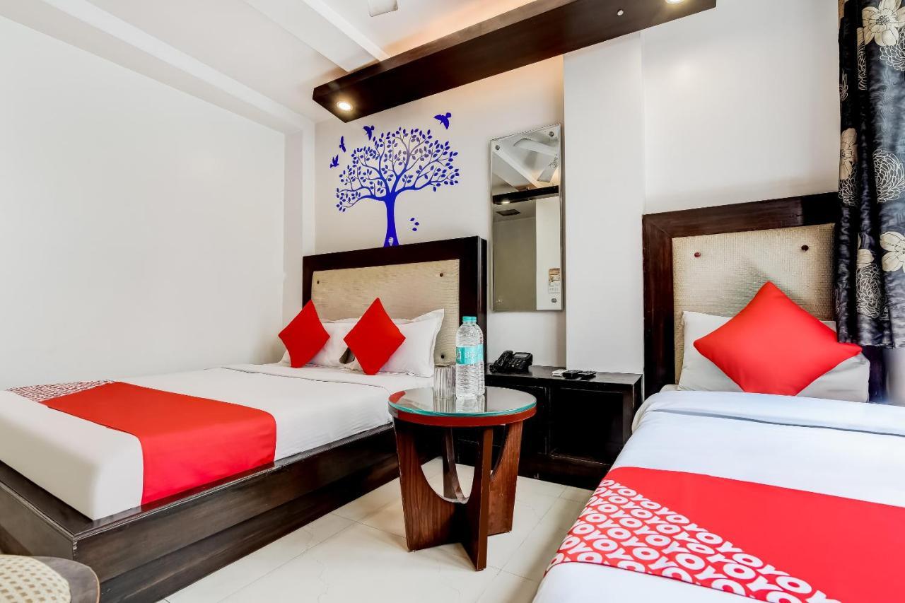 Oyo 7781 Hotel Sai International Nueva Delhi Exterior foto