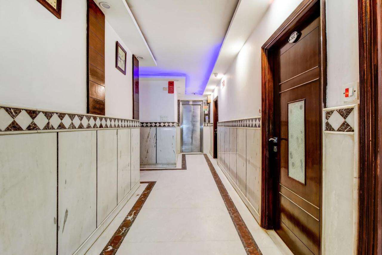 Oyo 7781 Hotel Sai International Nueva Delhi Exterior foto