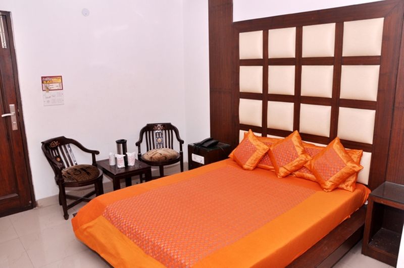 Oyo 7781 Hotel Sai International Nueva Delhi Exterior foto